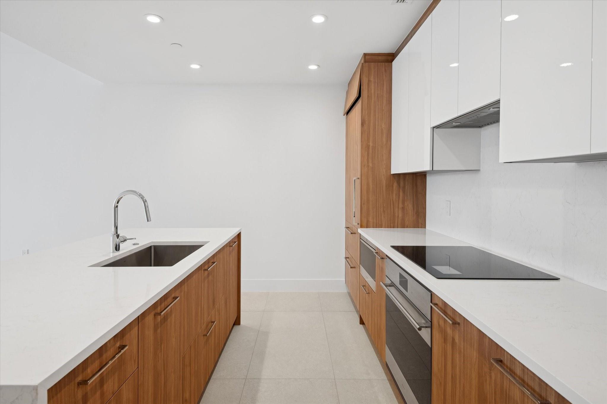 Selene Oceanfront Residen - Residential