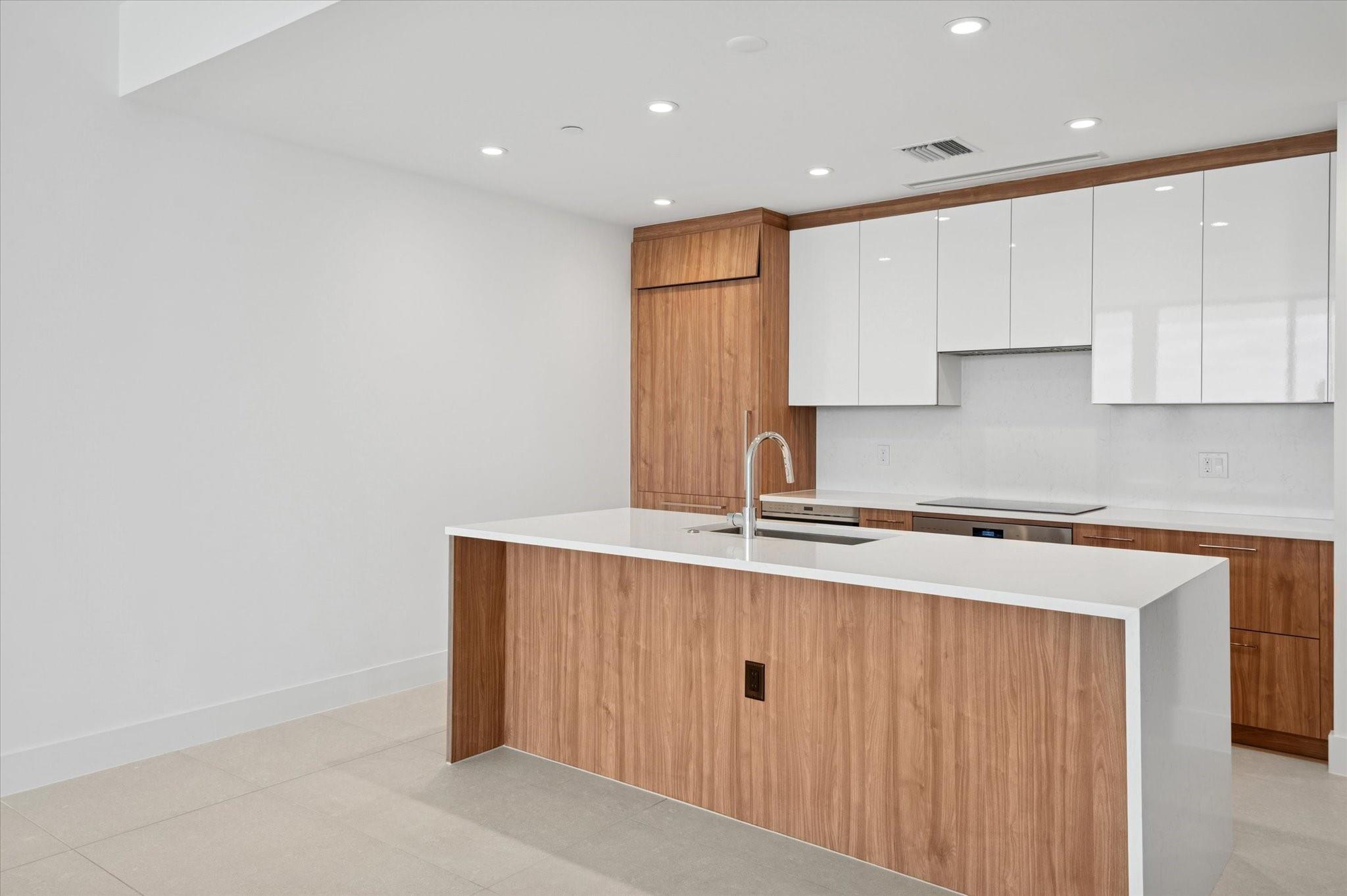 Selene Oceanfront Residen - Residential