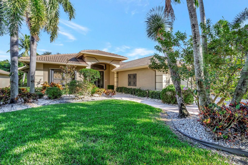 Photo of 11020 Via Lucca, Boynton Beach, FL 33437 (MLS # R10990739)