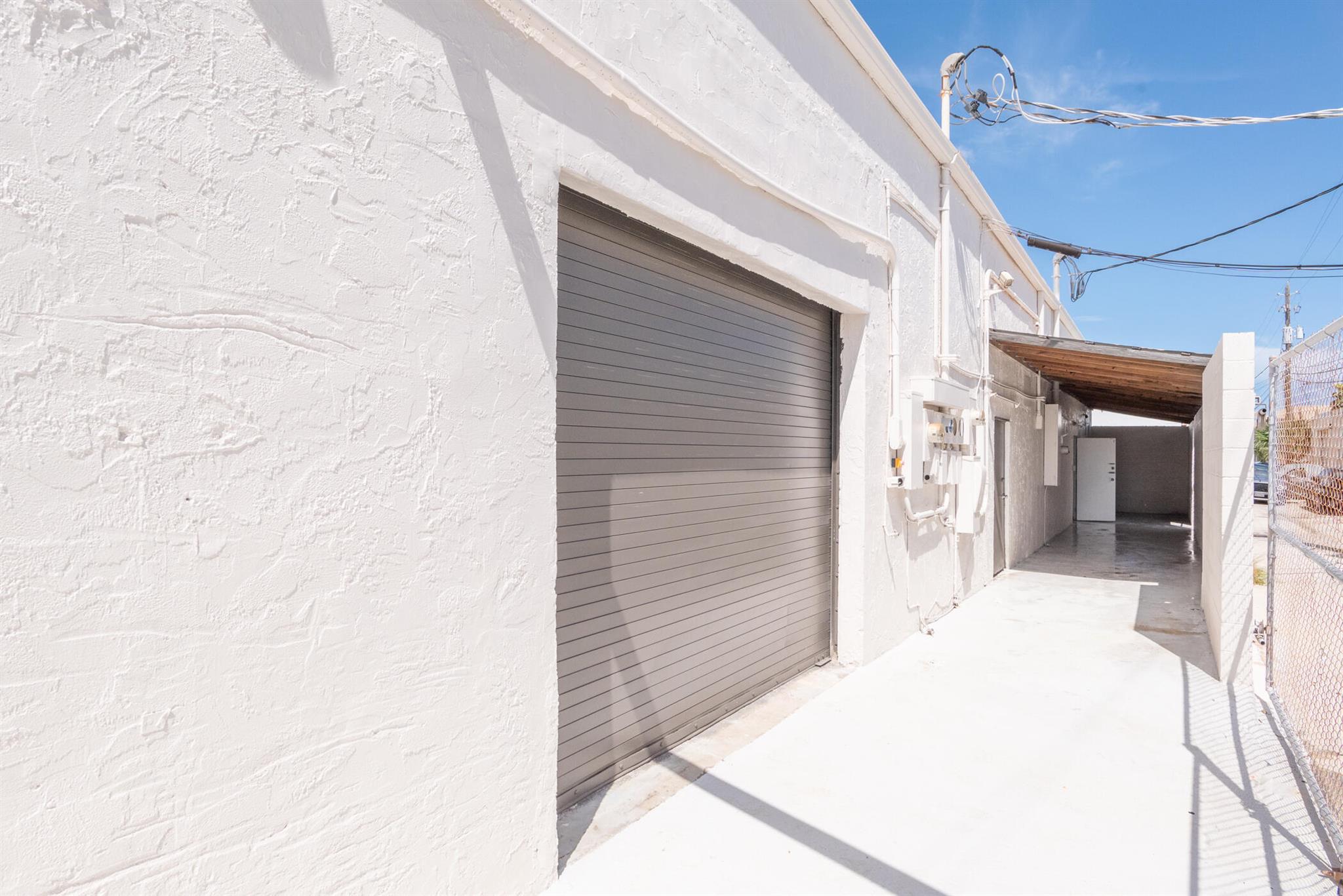 EAST COAST INDUSTRIAL CEN - Commercial Lease