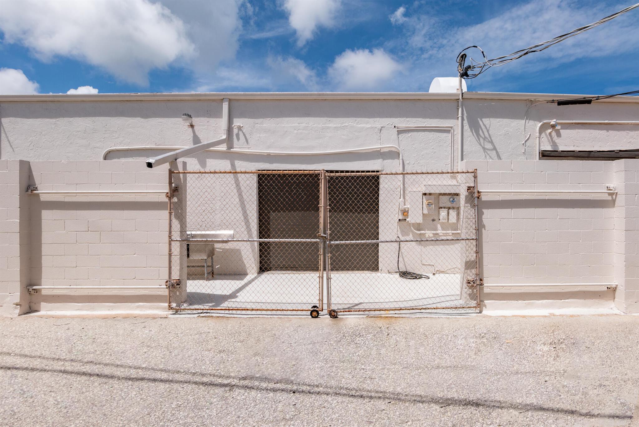 EAST COAST INDUSTRIAL CEN - Commercial Lease