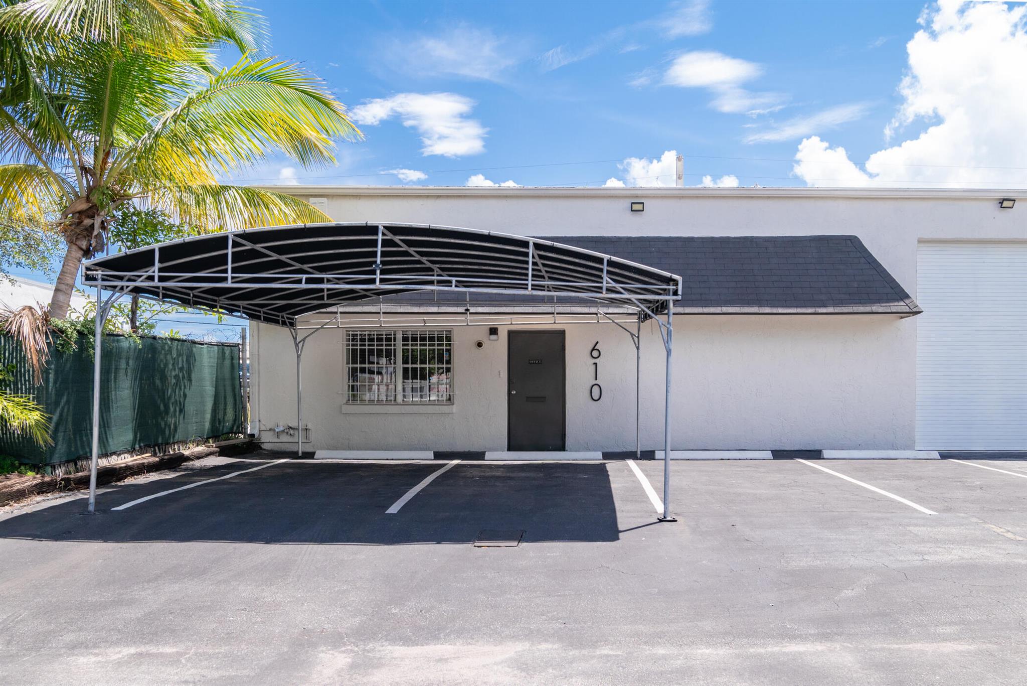 EAST COAST INDUSTRIAL CEN - Commercial Lease