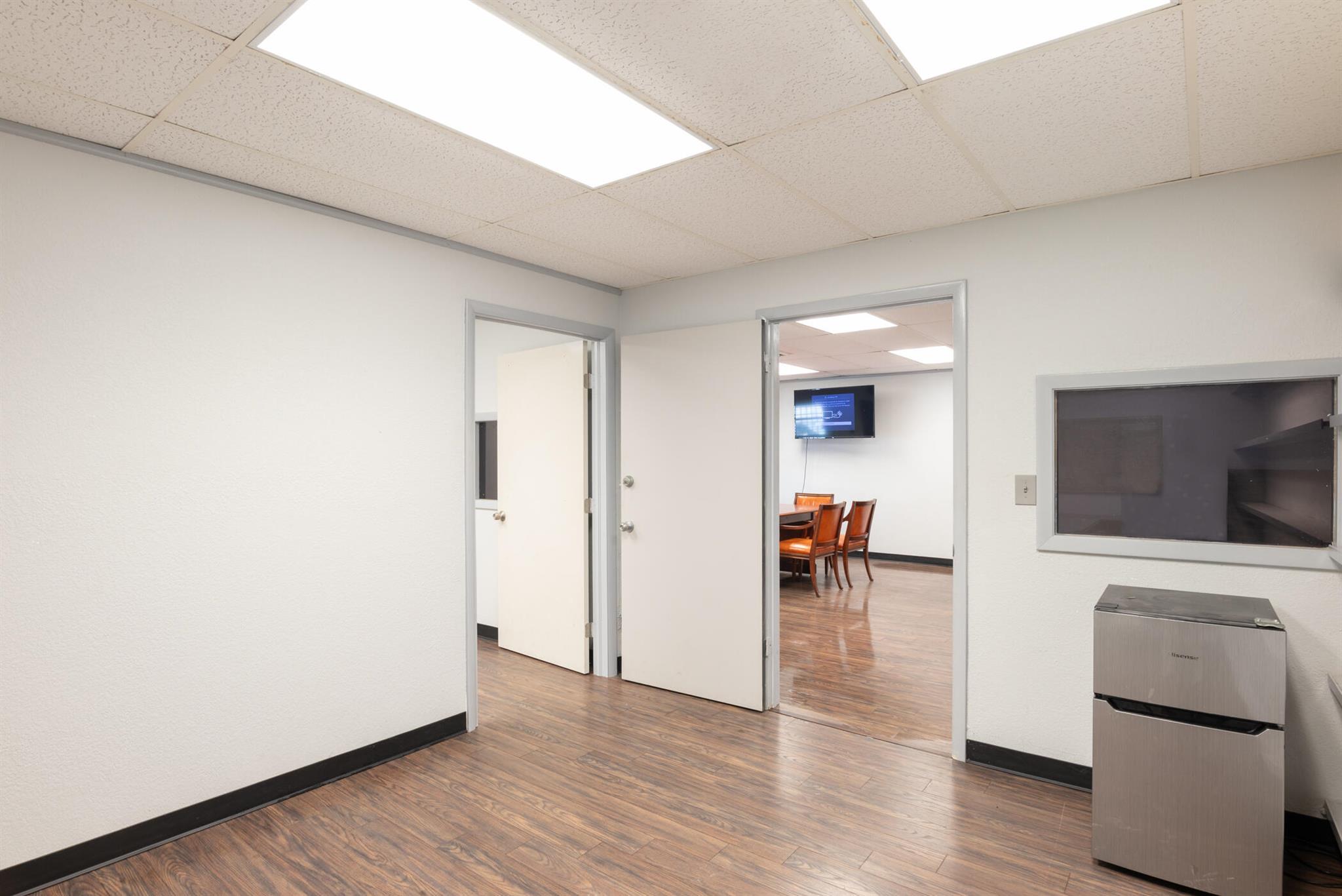 EAST COAST INDUSTRIAL CEN - Commercial Lease