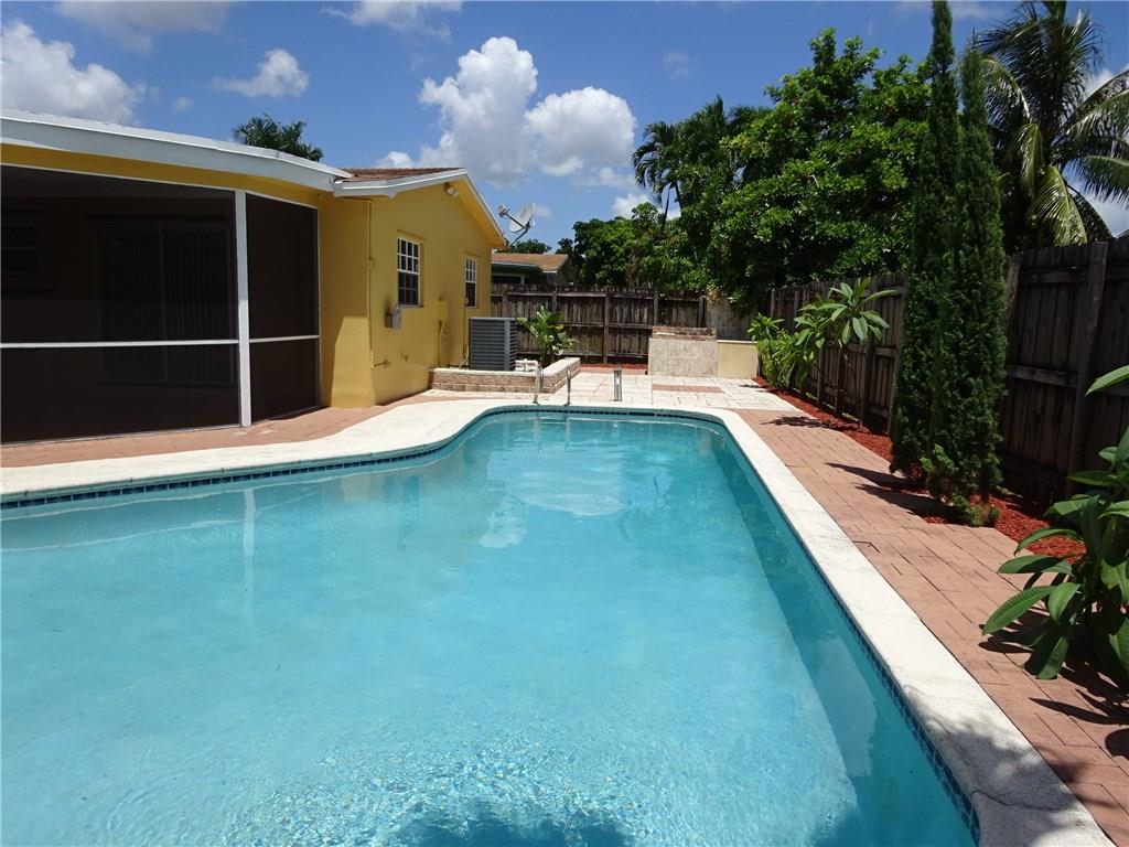 ORIOLE-MARGATE SEC 4 - Residential