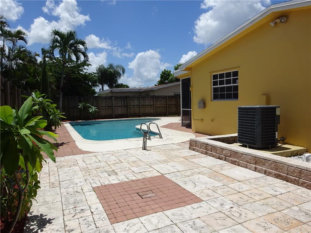ORIOLE-MARGATE SEC 4 - Residential