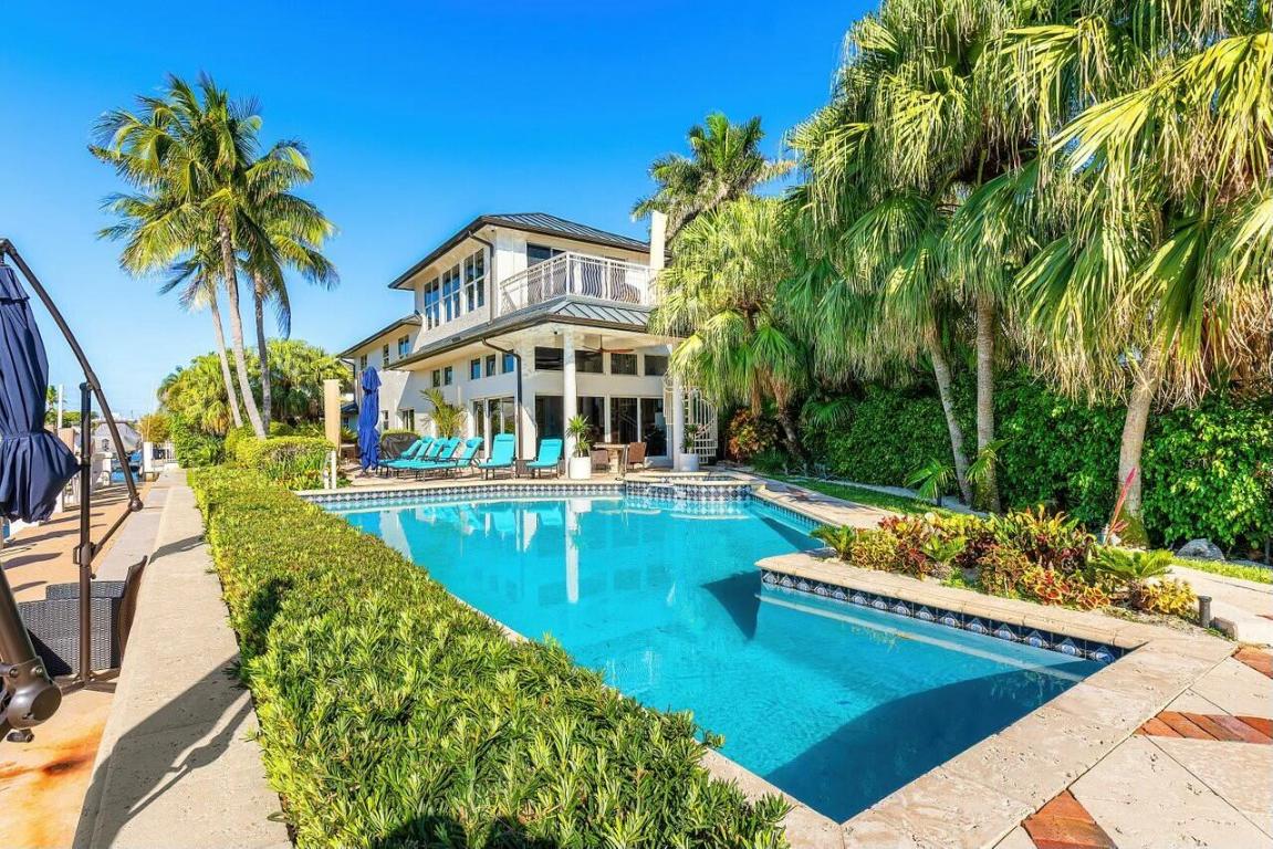 TROPIC ISLE - Residential