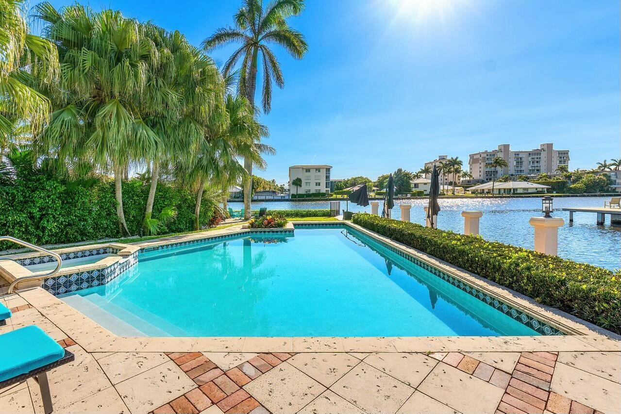 TROPIC ISLE - Residential