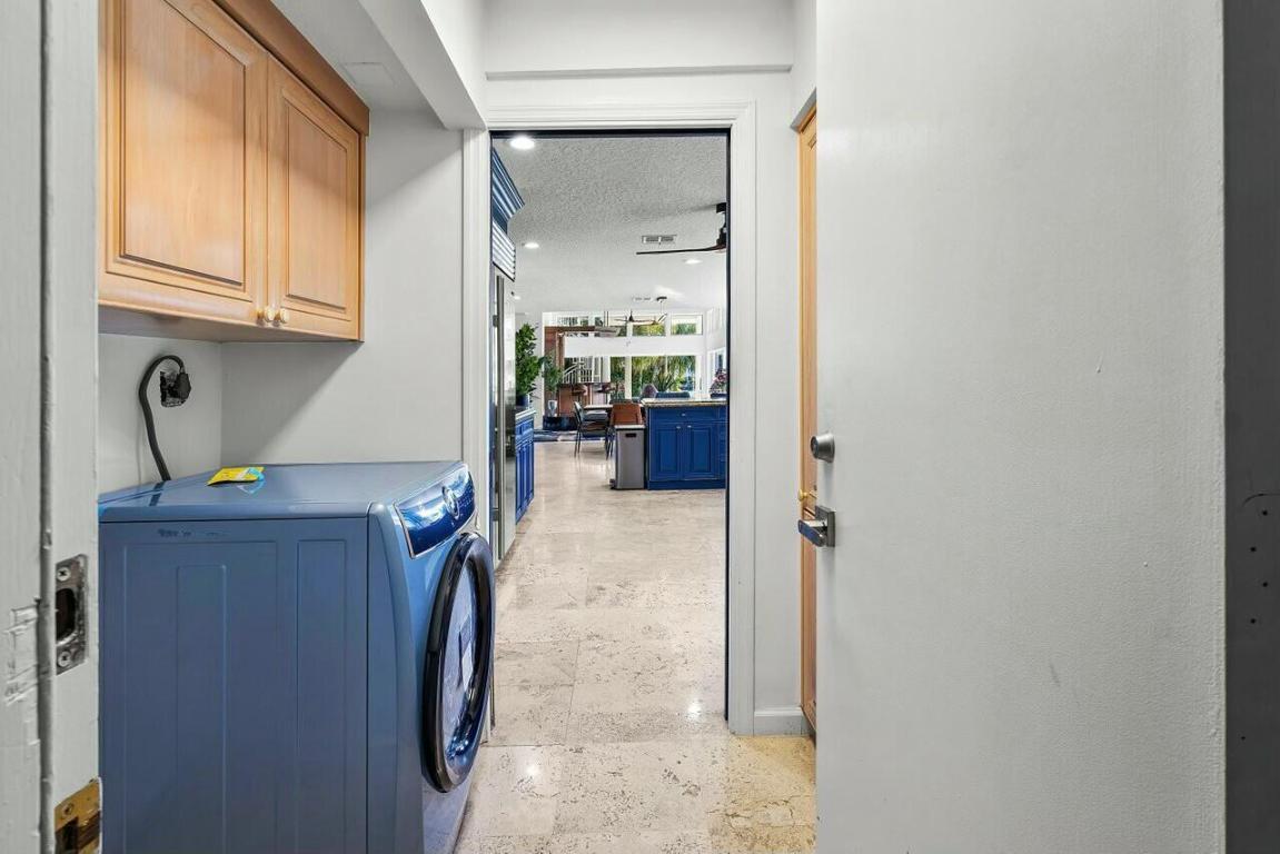 TROPIC ISLE - Residential