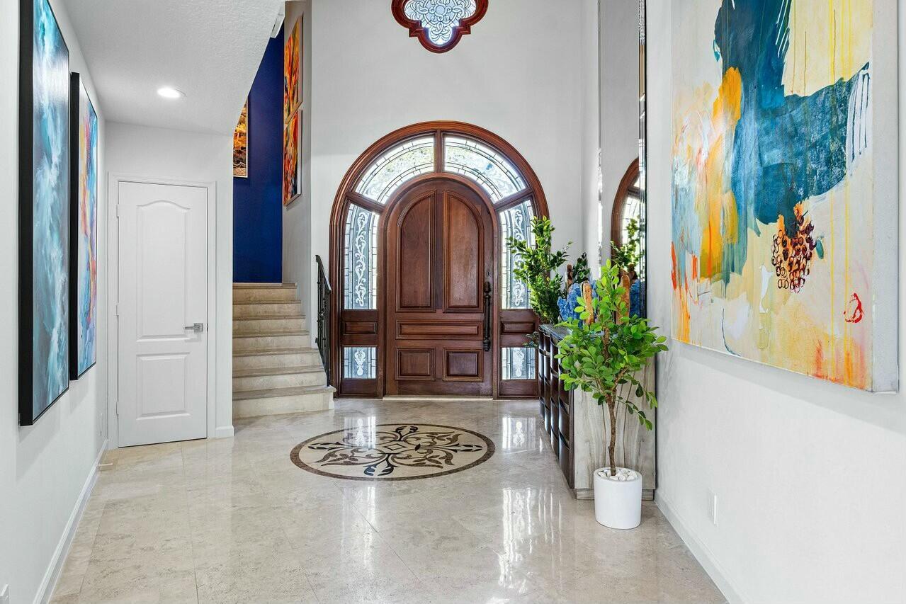 TROPIC ISLE - Residential