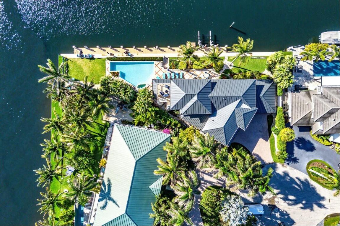 TROPIC ISLE - Residential