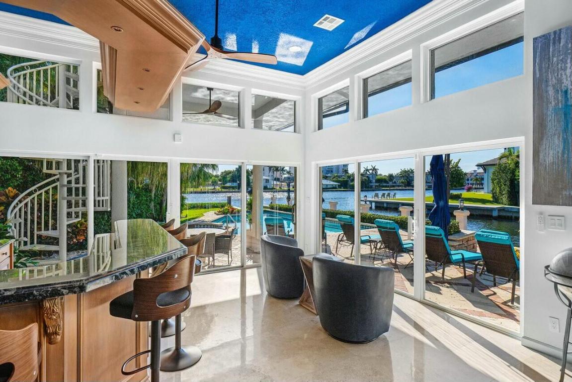 TROPIC ISLE - Residential