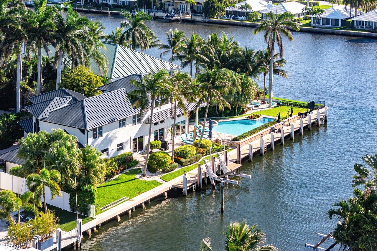 TROPIC ISLE - Residential