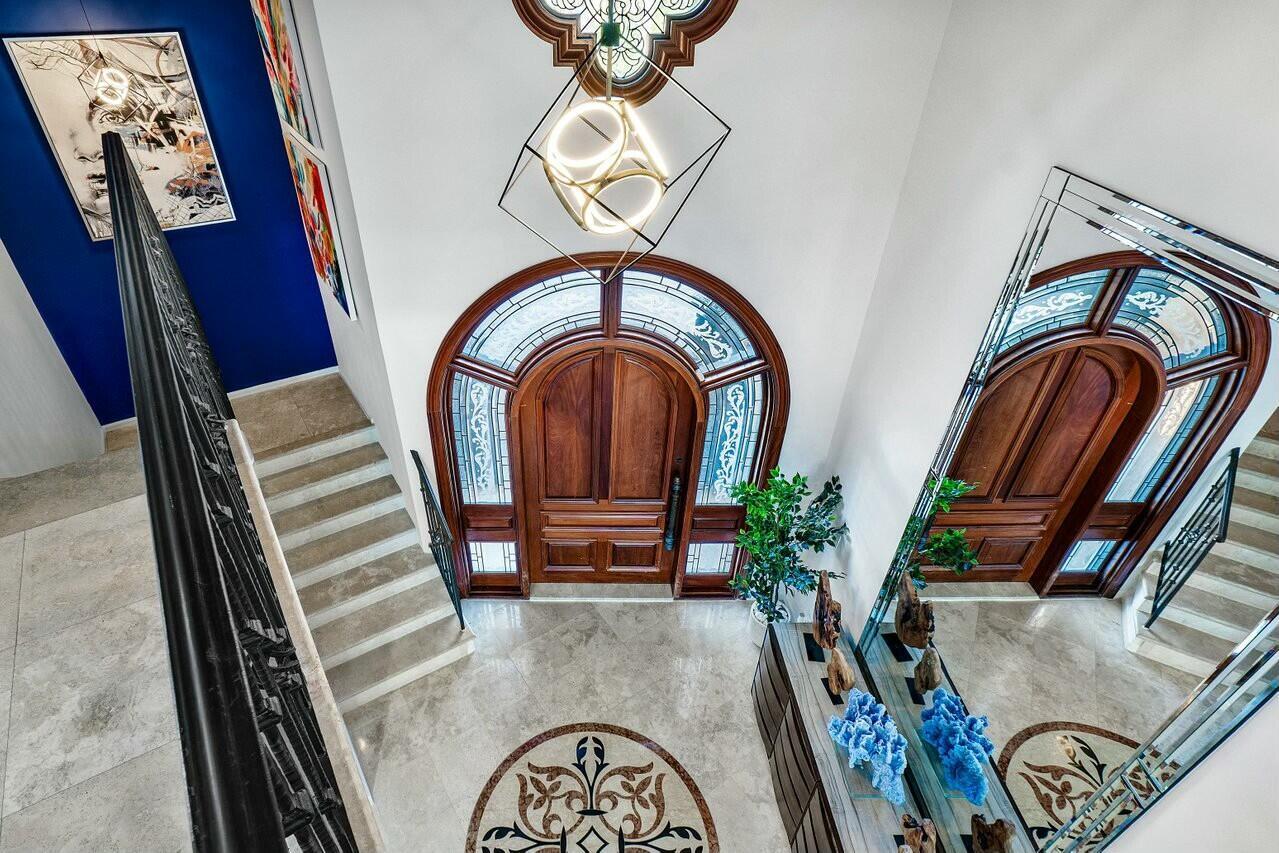 TROPIC ISLE - Residential