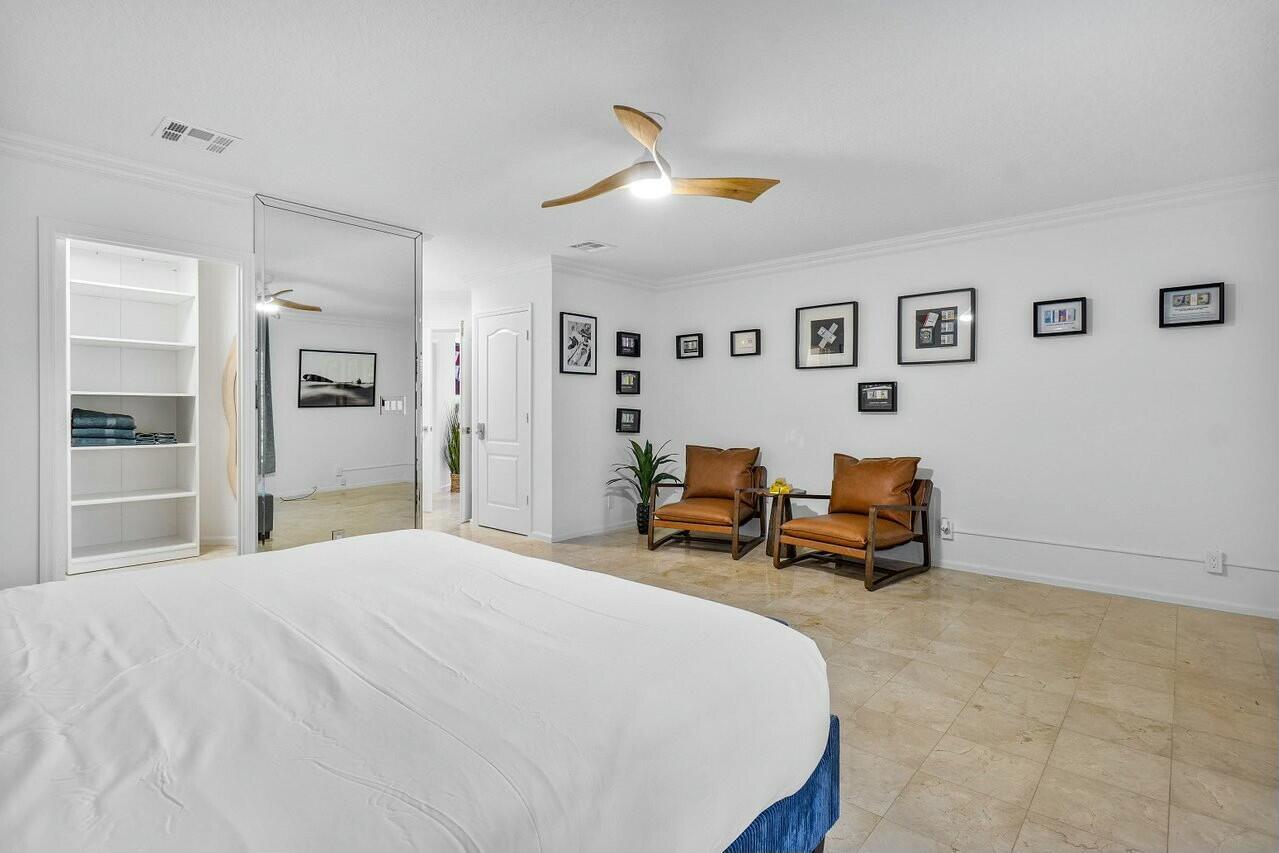 TROPIC ISLE - Residential