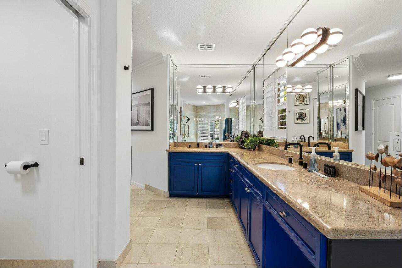 TROPIC ISLE - Residential