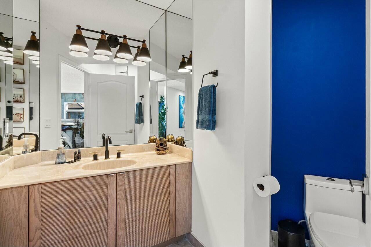 TROPIC ISLE - Residential