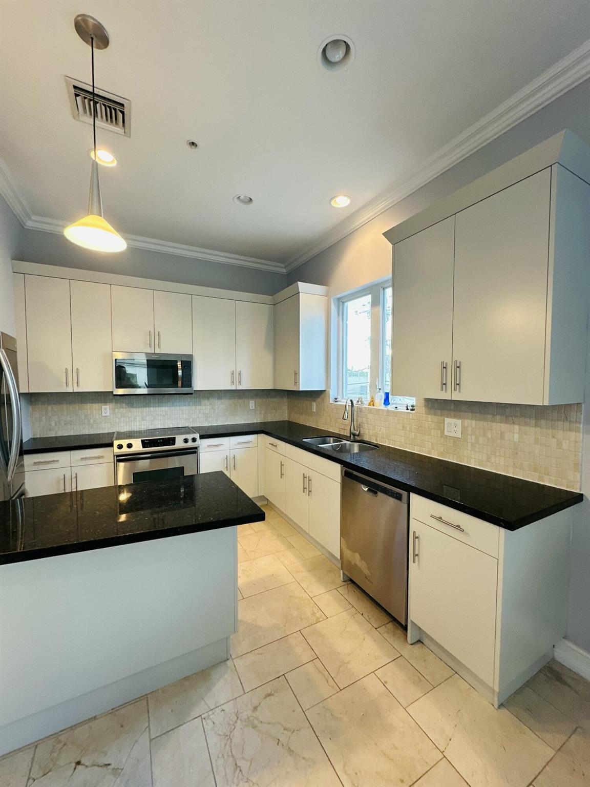 ROYAL ATLANTIC IN DELRAY - Residential