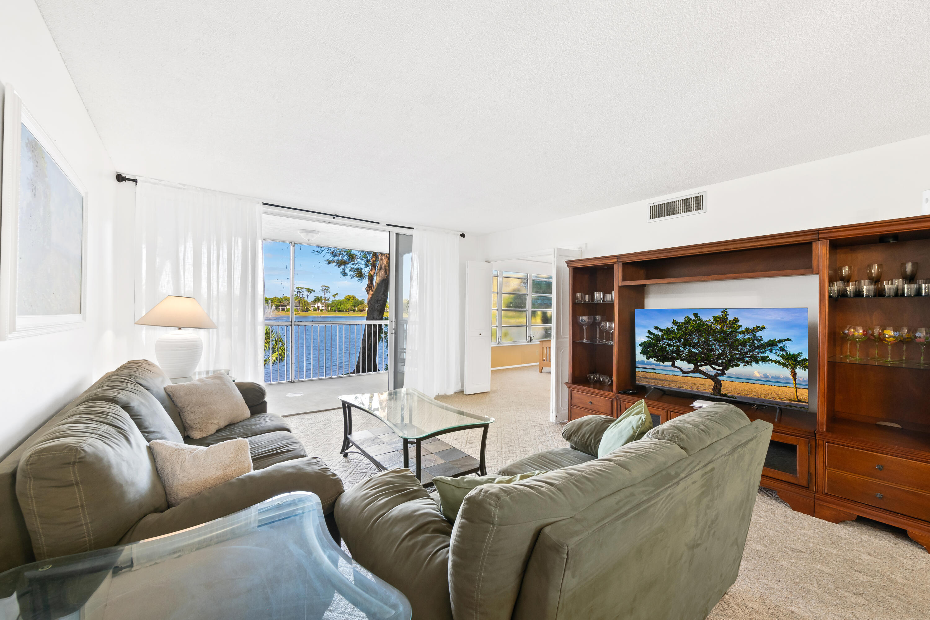 PALM AIRE PALM-AIRE - Residential