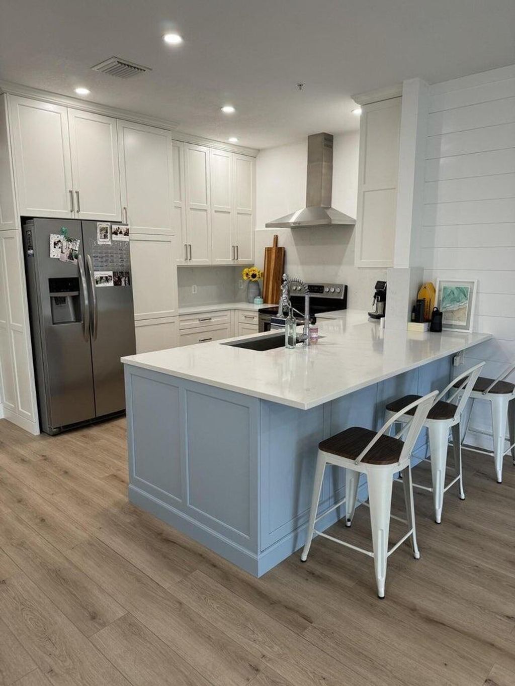 Photo of 117 Lighthouse Circle #I, Tequesta, FL 33469 (MLS # R11009531)