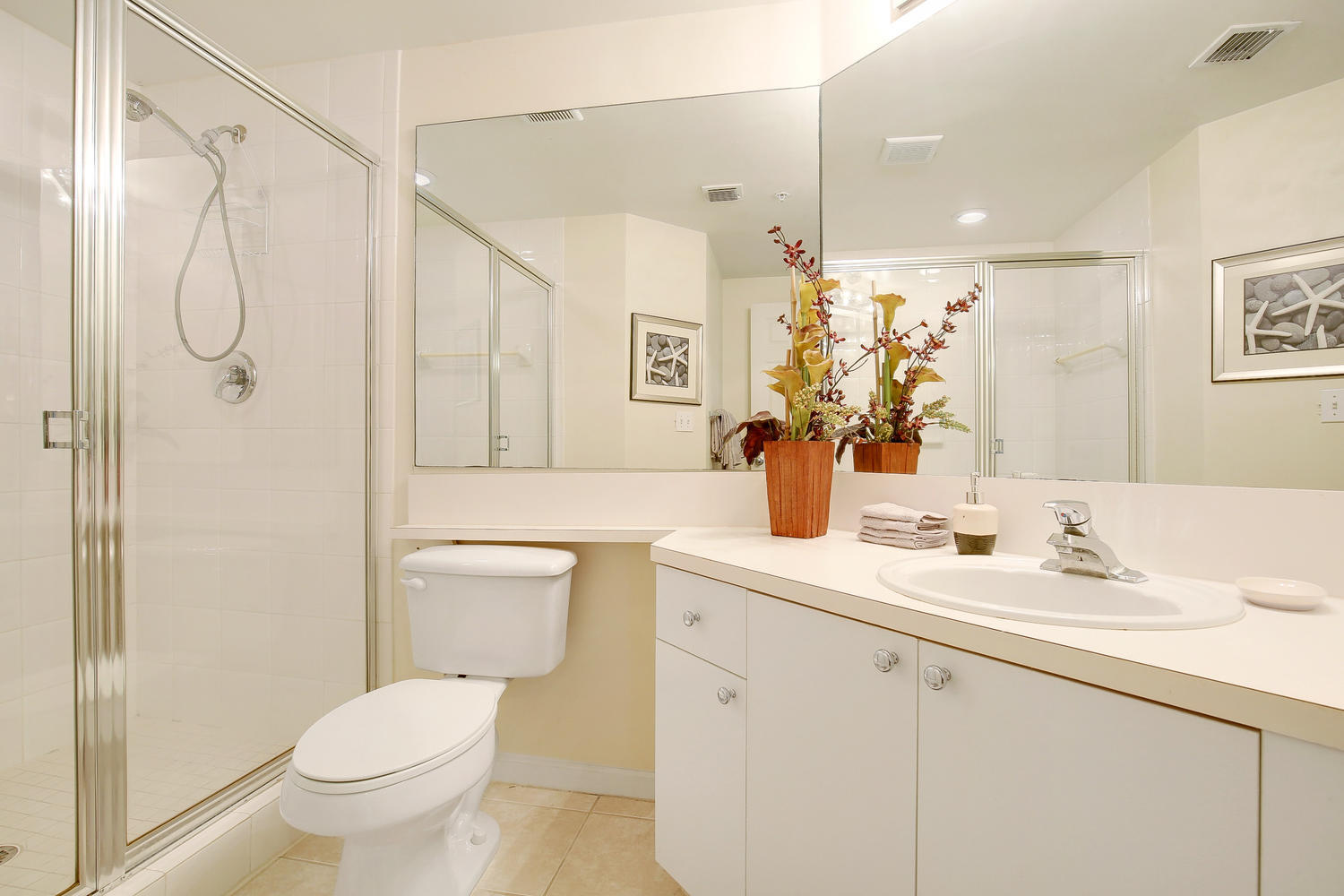 ST ANDREWS AT POLO CLUB CONDO - Residential Lease