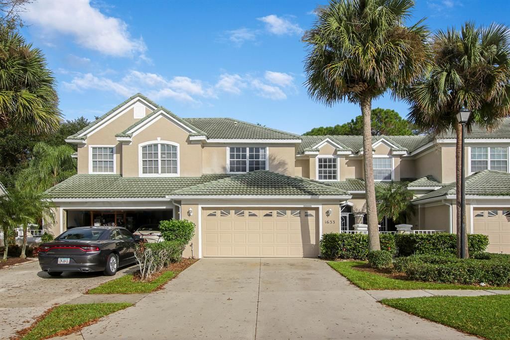Photo of 1633 SW Harbour Isles Circle #32, Port Saint Lucie, FL 34986 (MLS # R10763827)