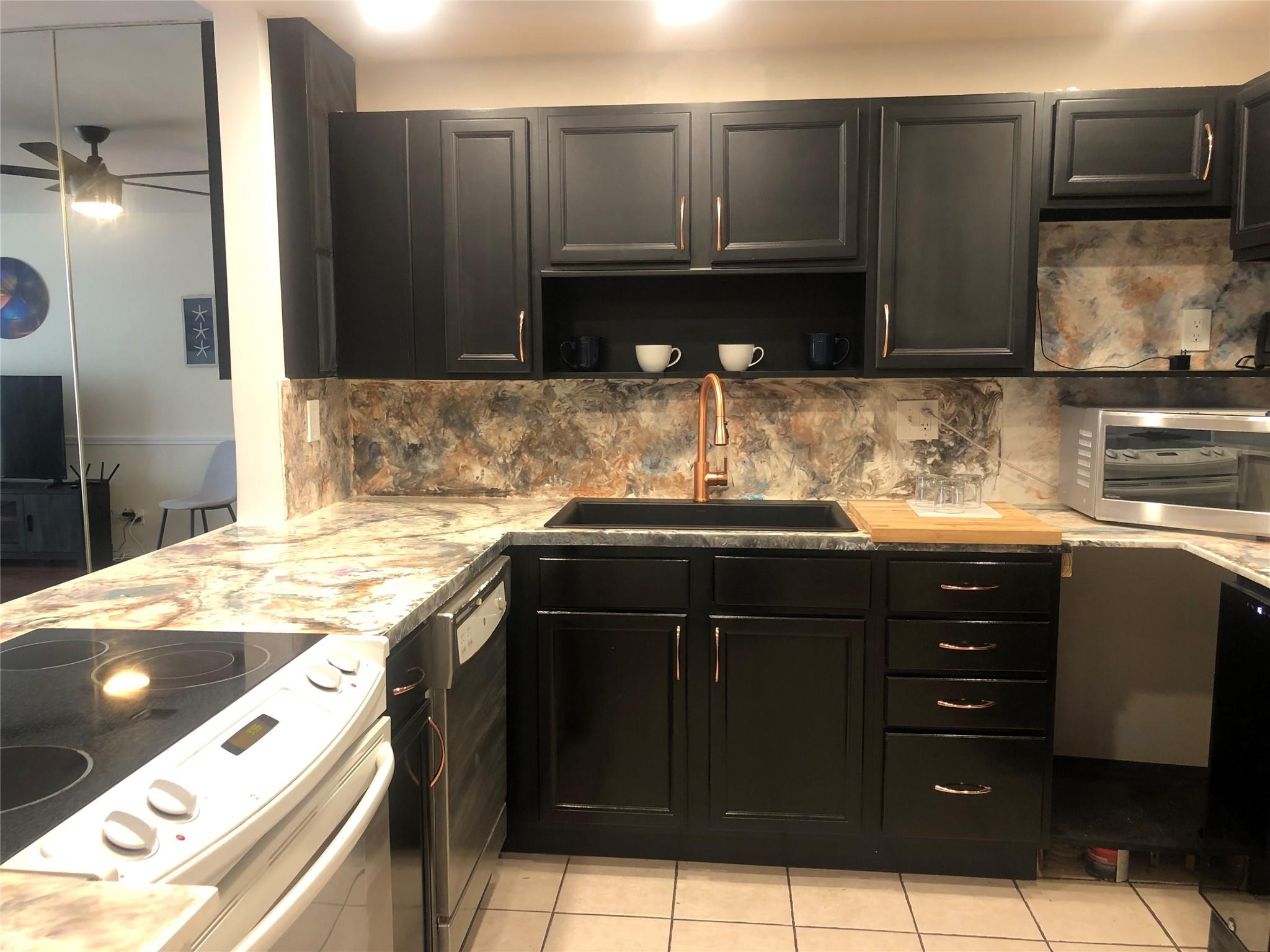 Birch Crest Apts Inc - Residential Lease