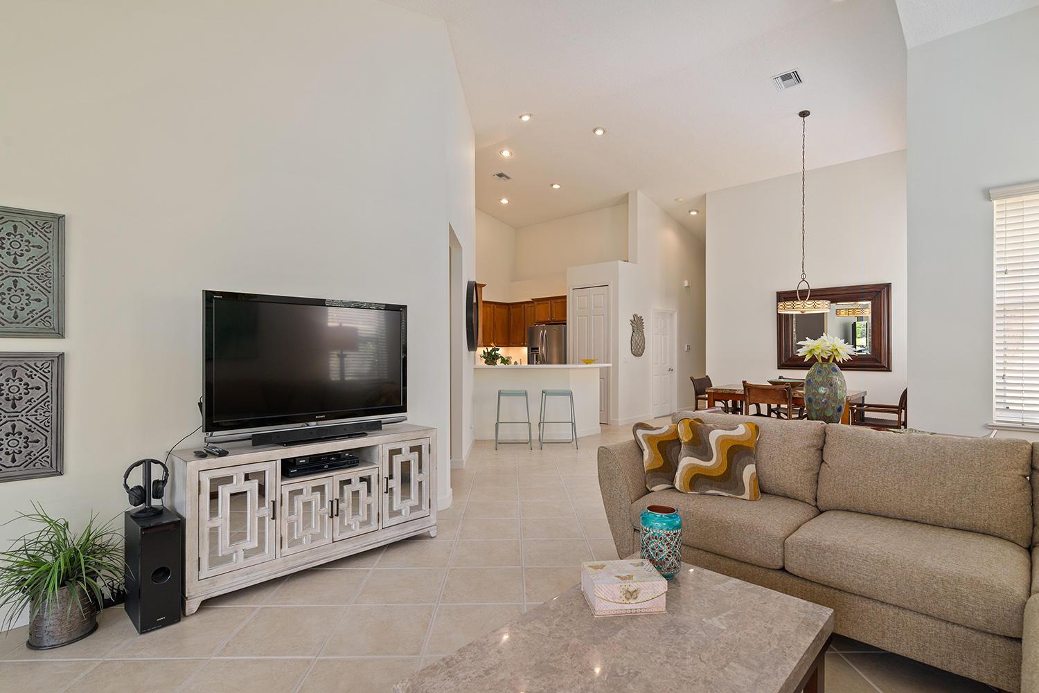 TORREY PINES - Residential