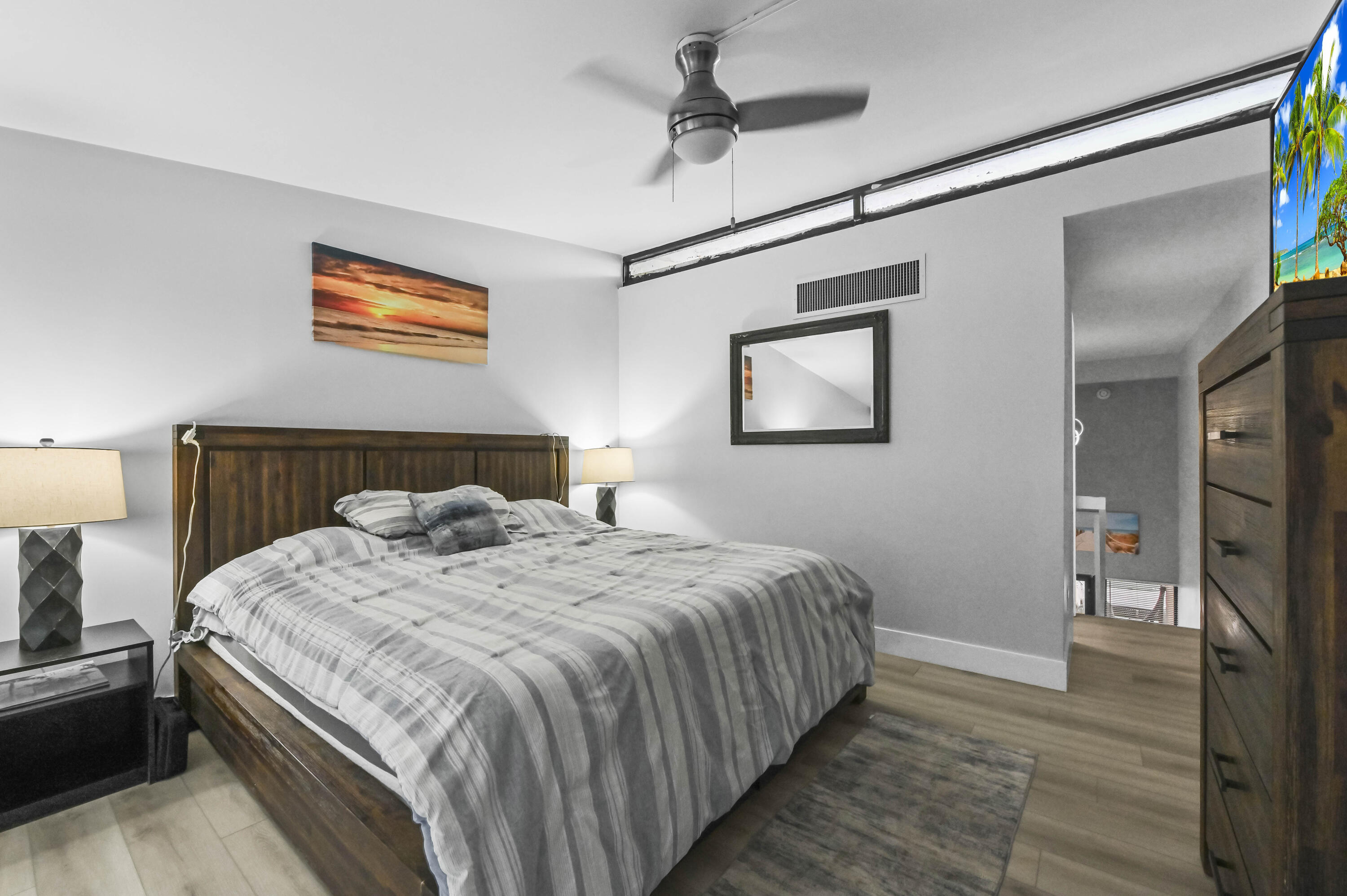 MAYFAIR HOUSE CONDO - Residential