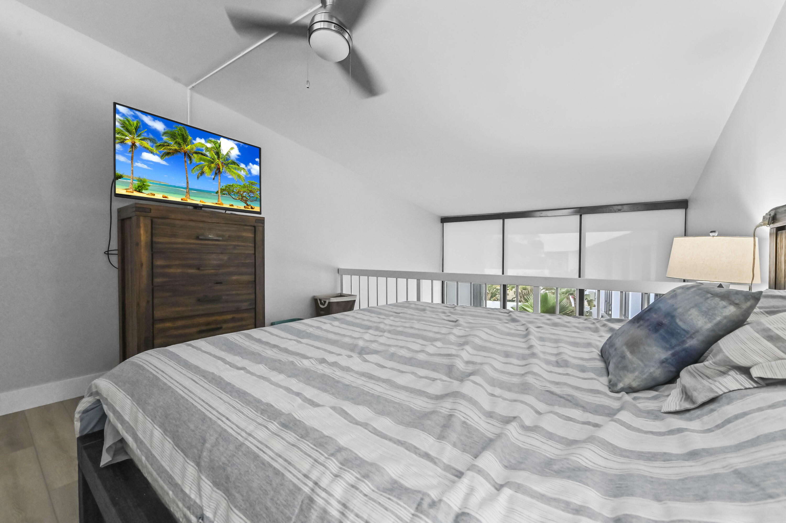 MAYFAIR HOUSE CONDO - Residential