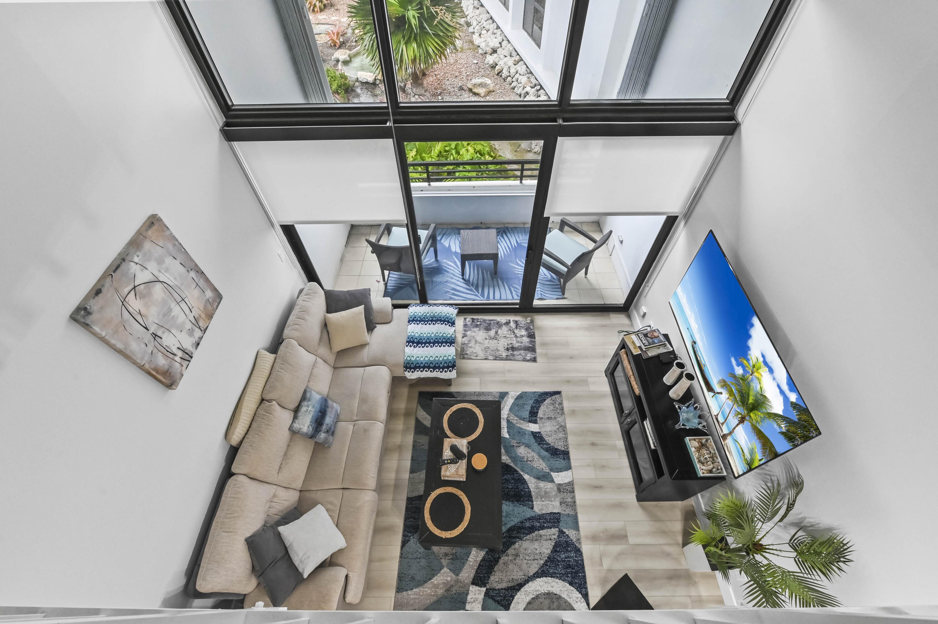 MAYFAIR HOUSE CONDO - Residential