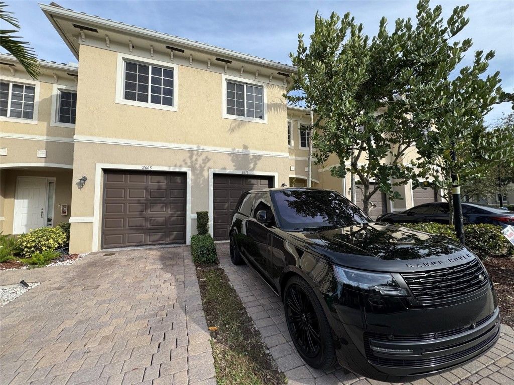 Photo of 2675 SW 81st Terrace #2671, Miramar, FL 33025 (MLS # F10546238)