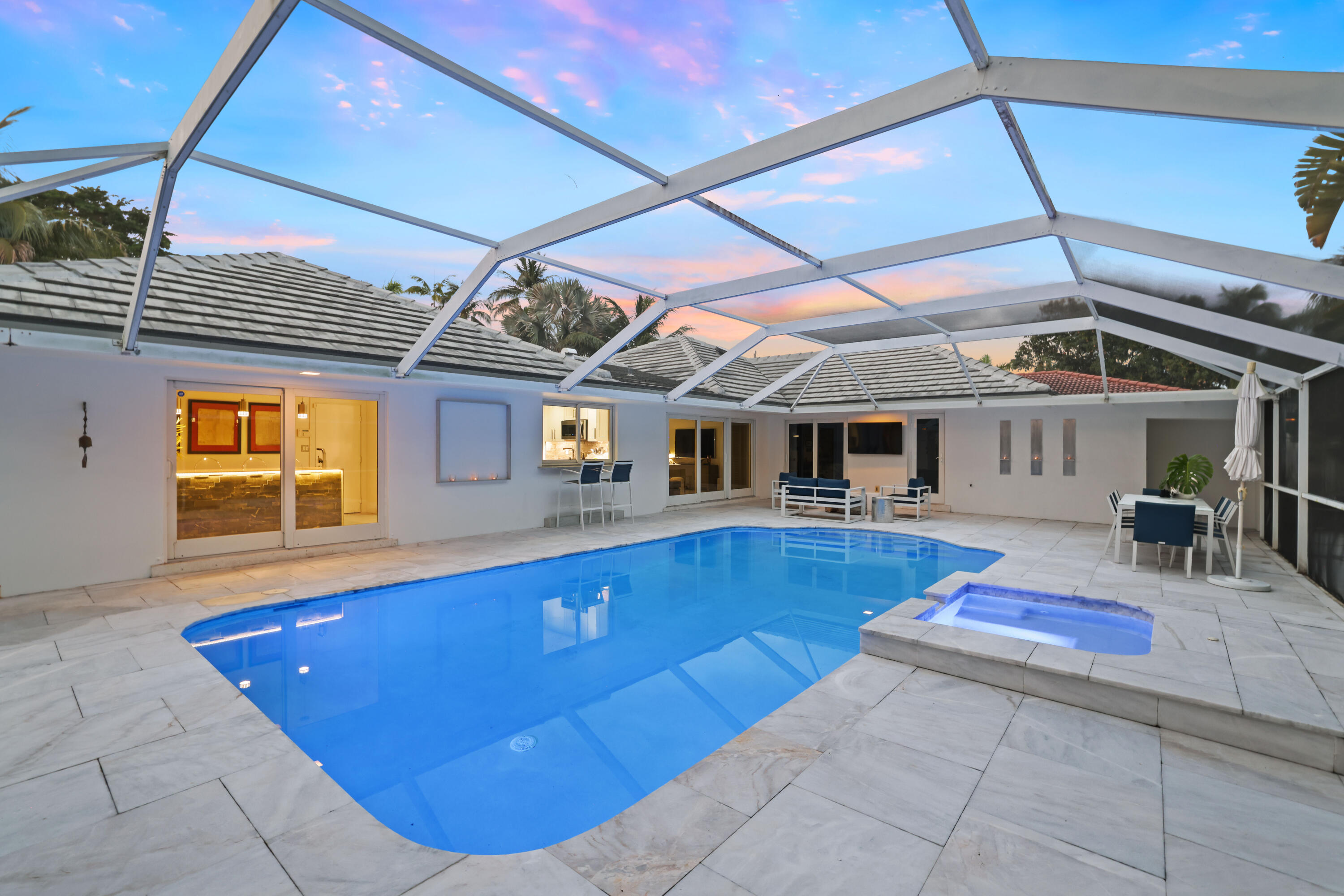 LANDINGS FIRST SEC - Residential