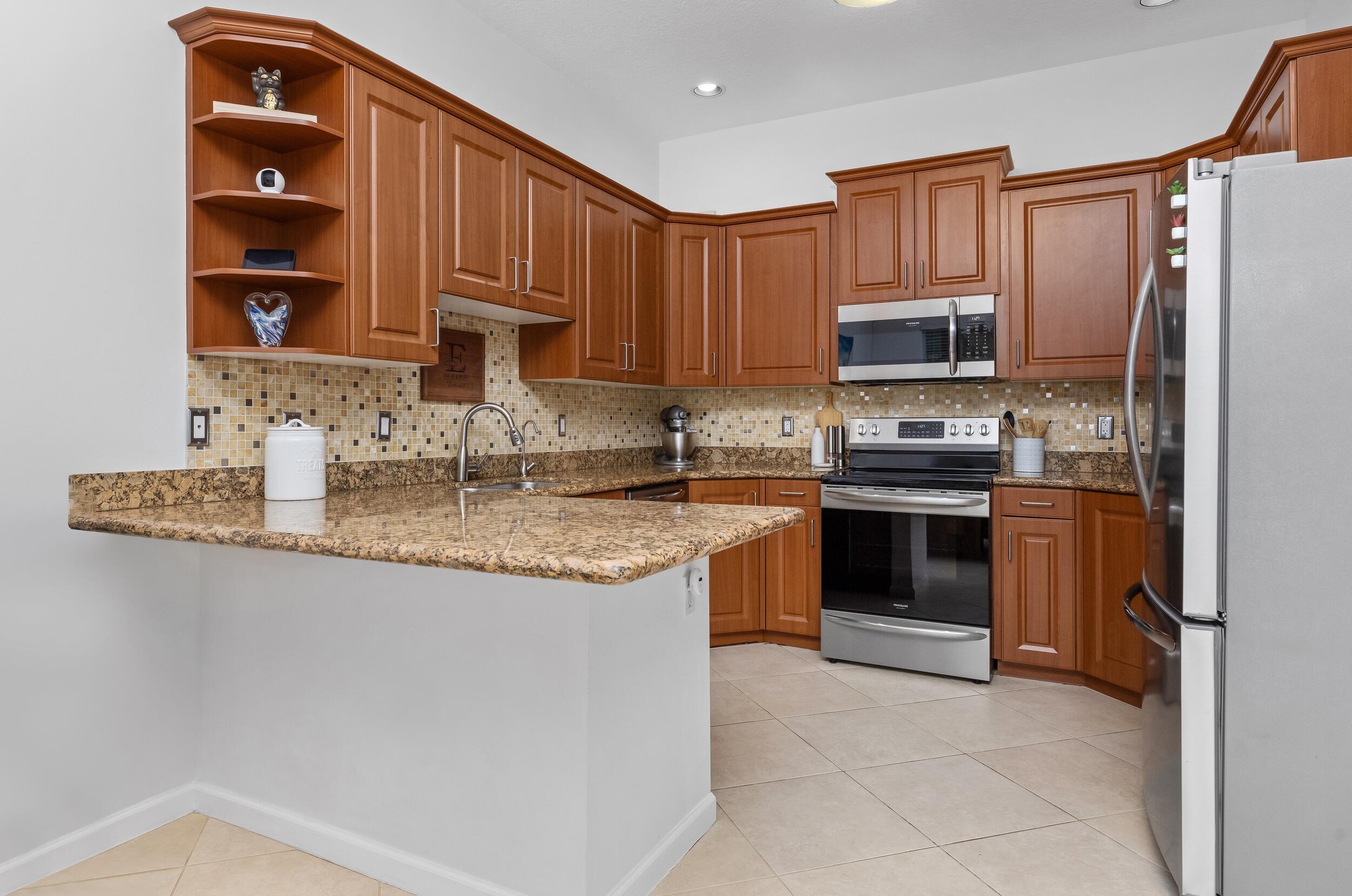 LAKE RIDGE ADD - Residential