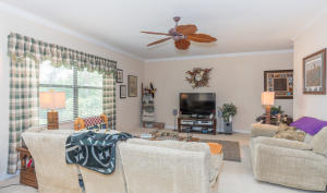 THE FALLS - Residential