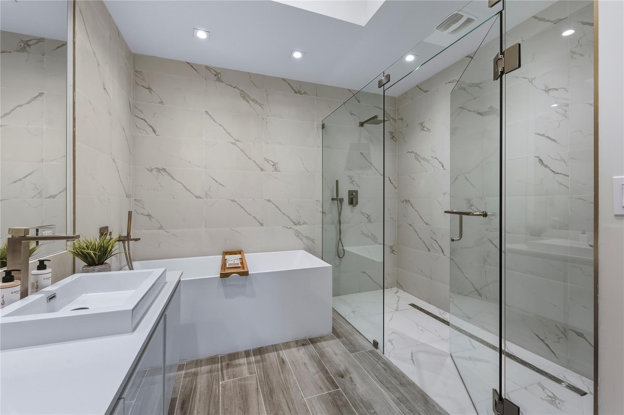 Lynch John B - Residential Lease