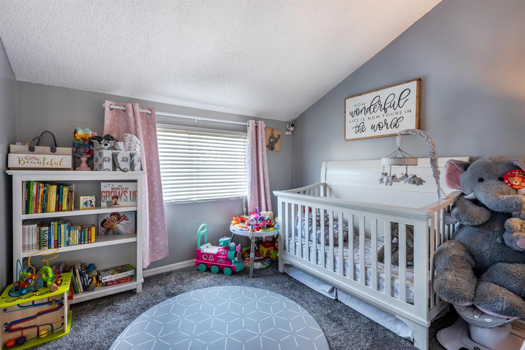 VICTORIA WOODS 1 - Residential