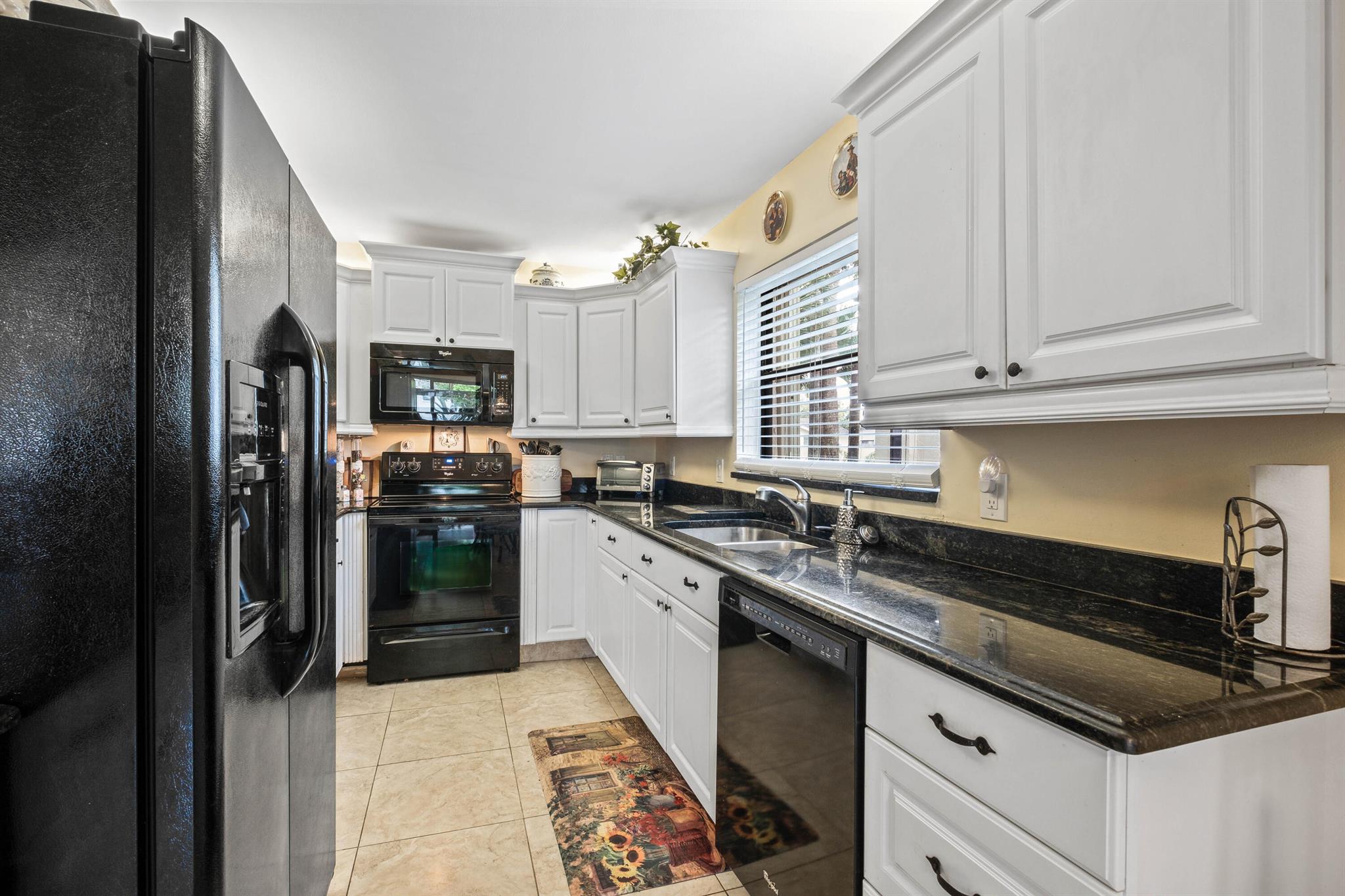 3313 Perimeter Drive 1611