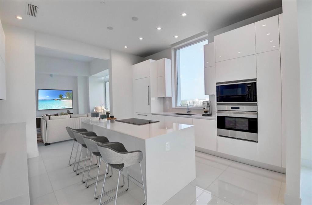 AKOYA BOCA WEST - Residential