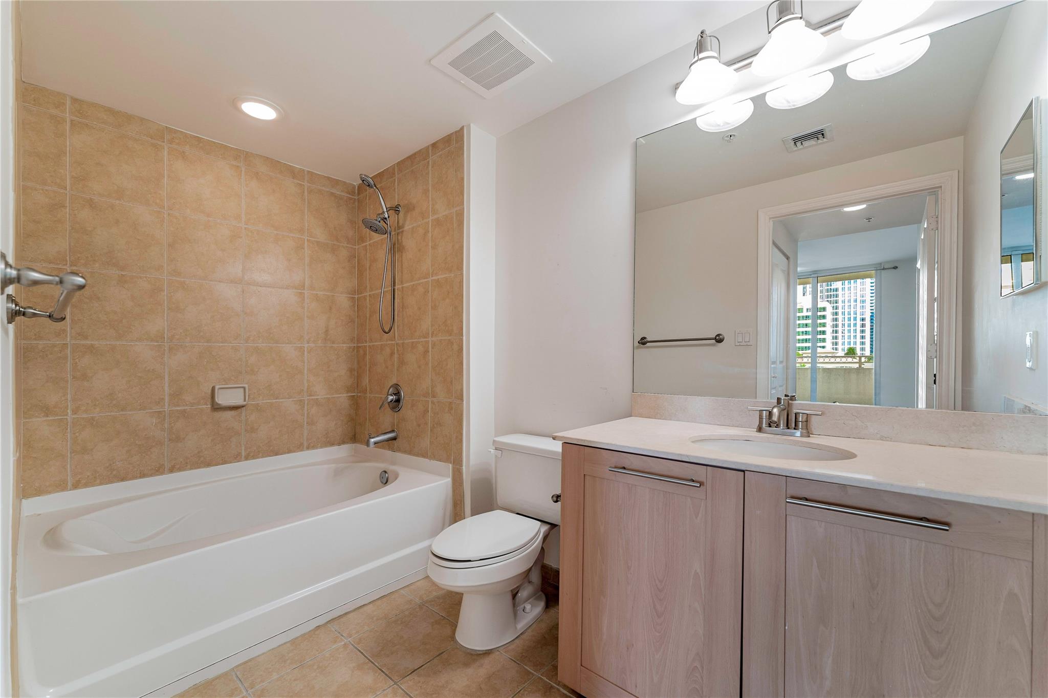 NURIVER LANDING CONDO - Residential Lease