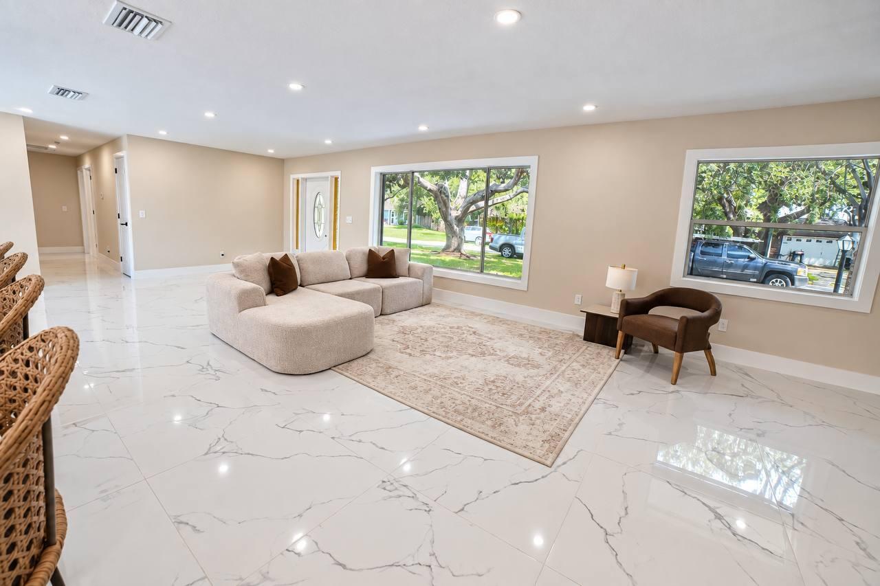4959 HABANA Drive