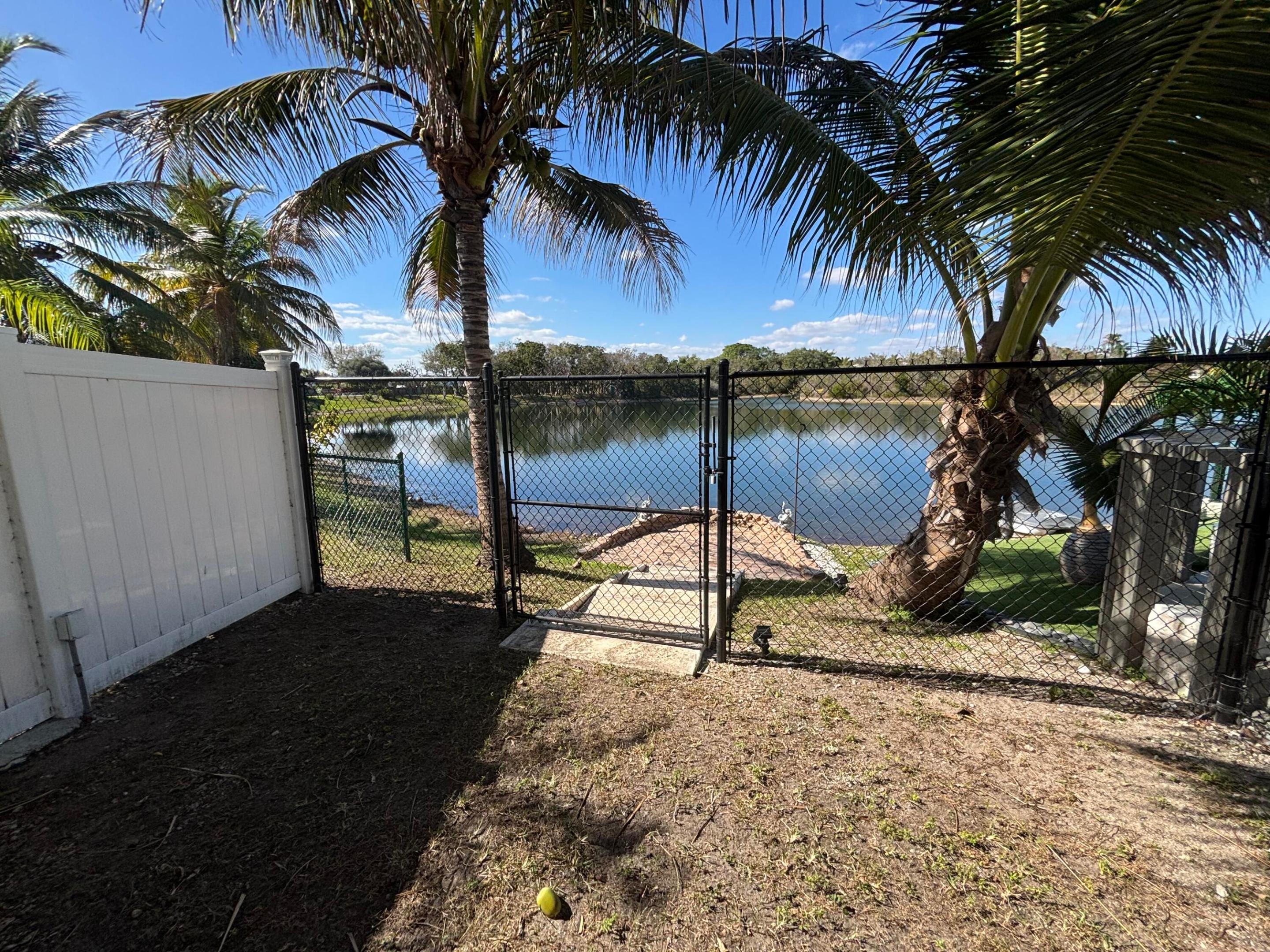 Heftler Homes At Lago Mar Add 01 - Residential