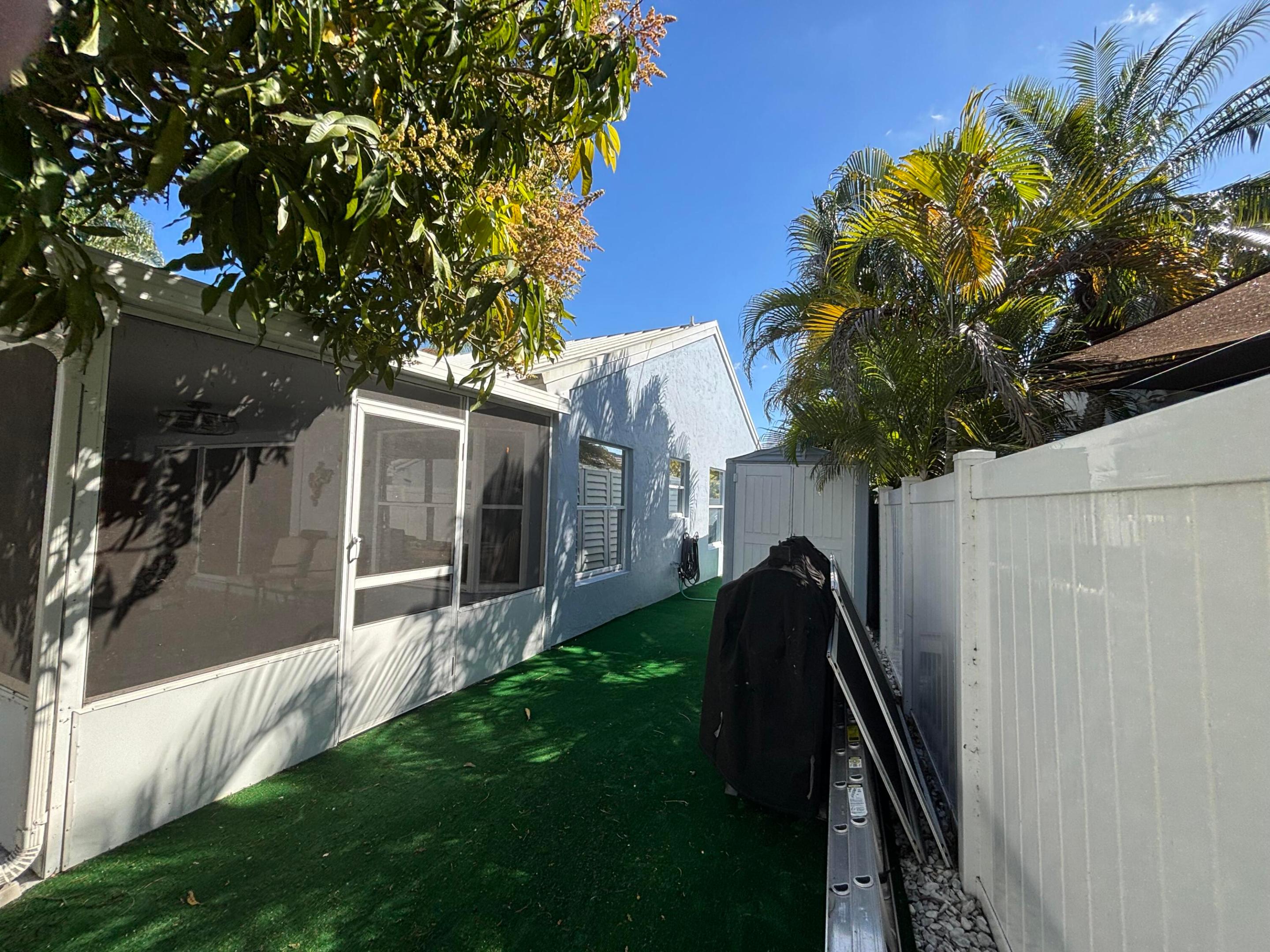 Heftler Homes At Lago Mar Add 01 - Residential