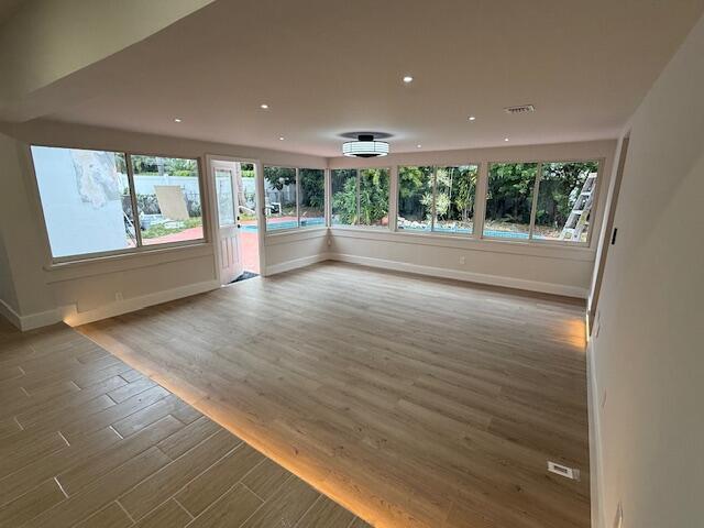 COVE 3RD SEC - Residential Lease