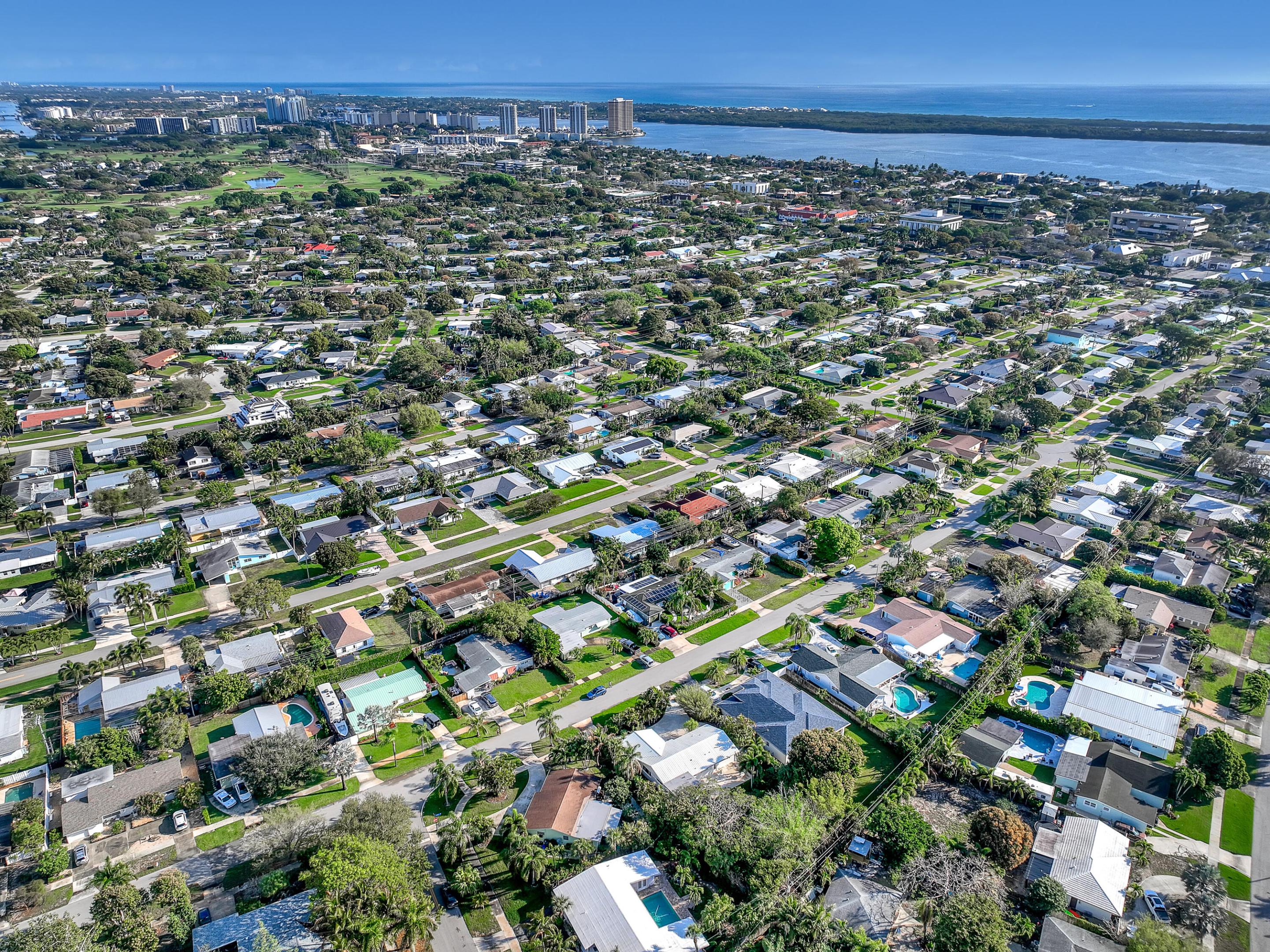 NORTH PALM BEACH VILLAGE OF 1 - Residential