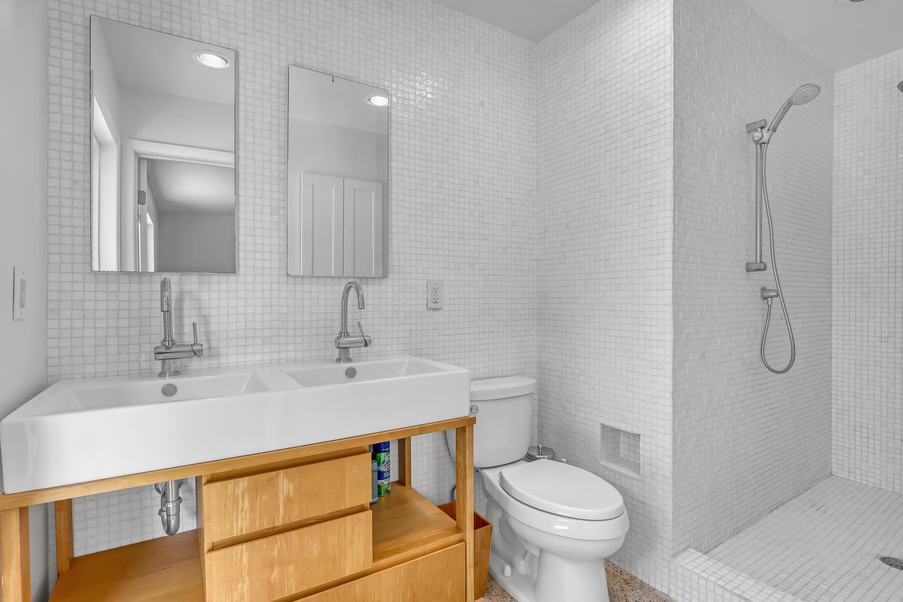 NORTH PALM BEACH VILLAGE OF 1 - Residential