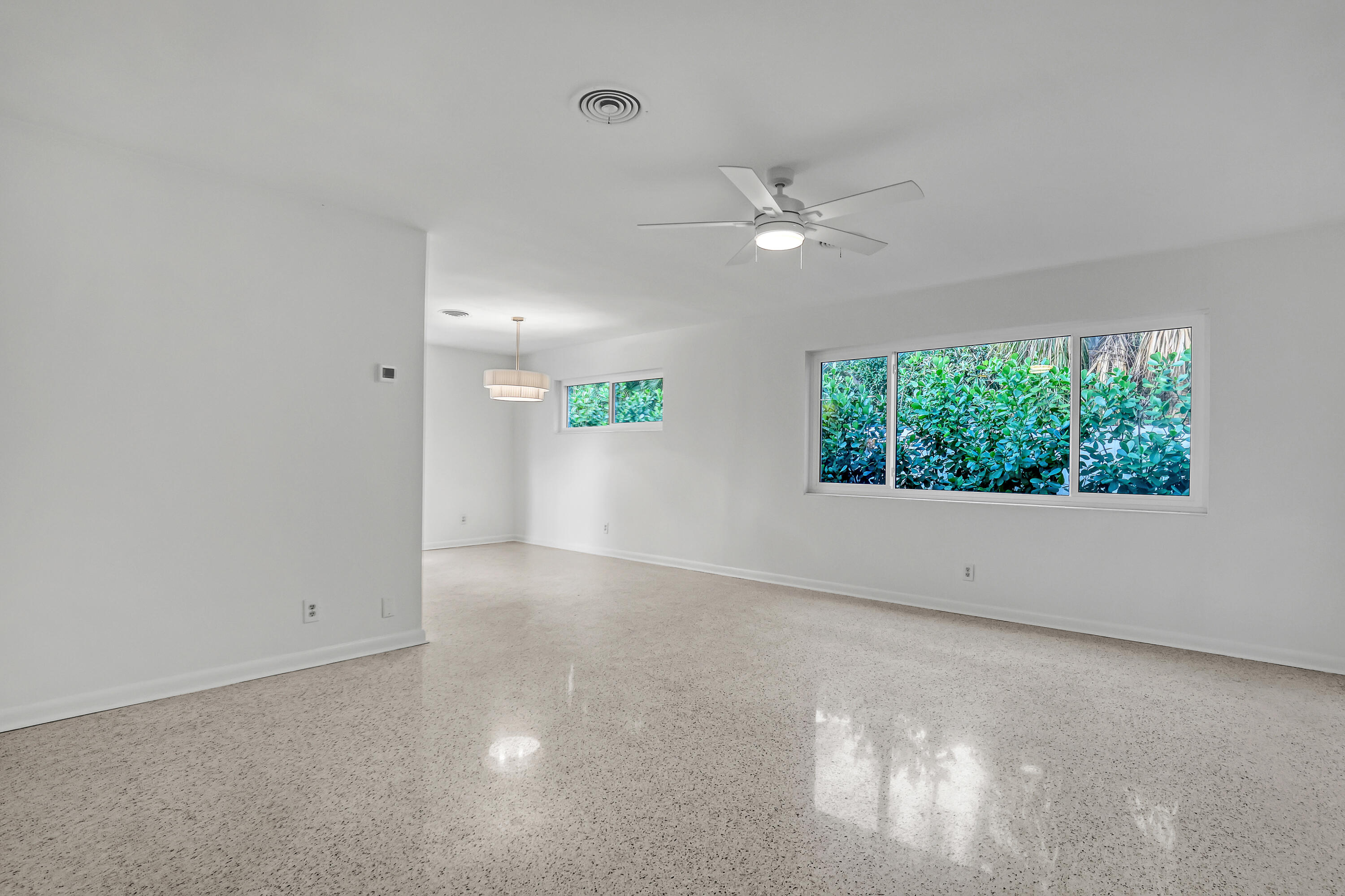 NORTH PALM BEACH VILLAGE OF 1 - Residential