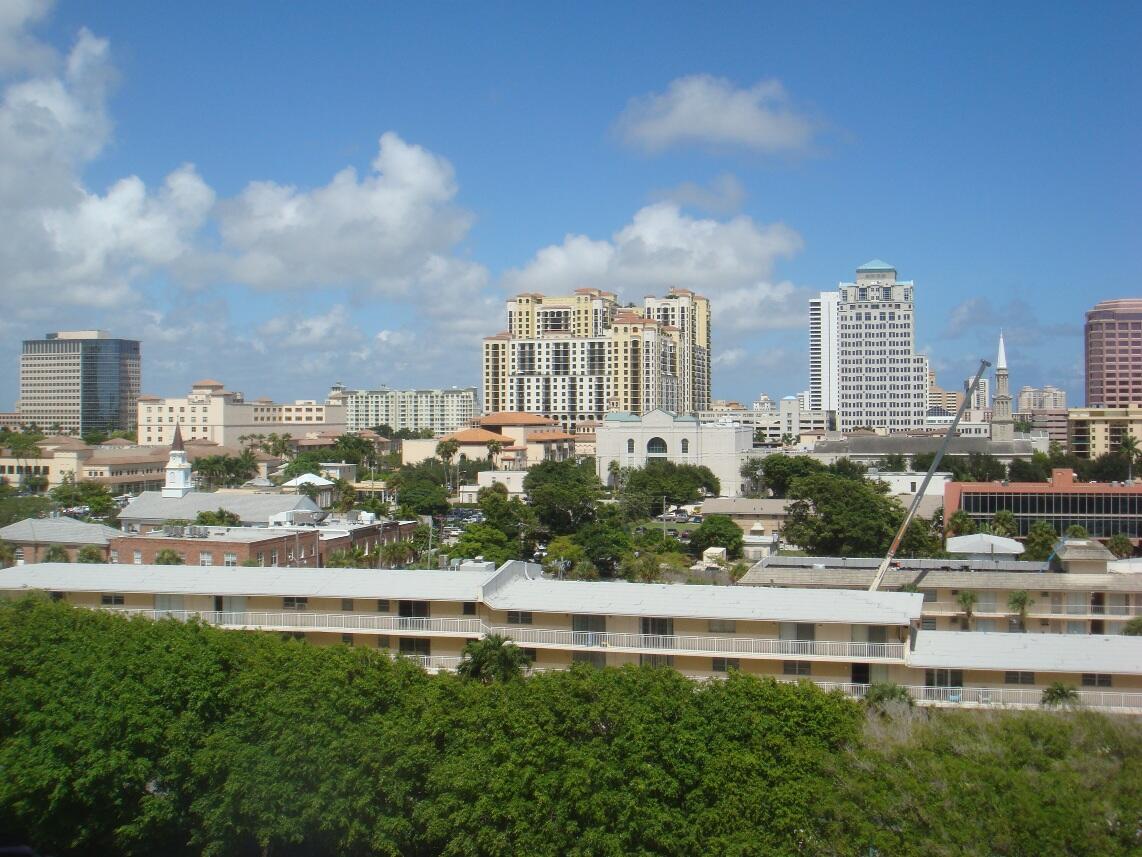 NORTON PARK PLACE CONDO - Residential