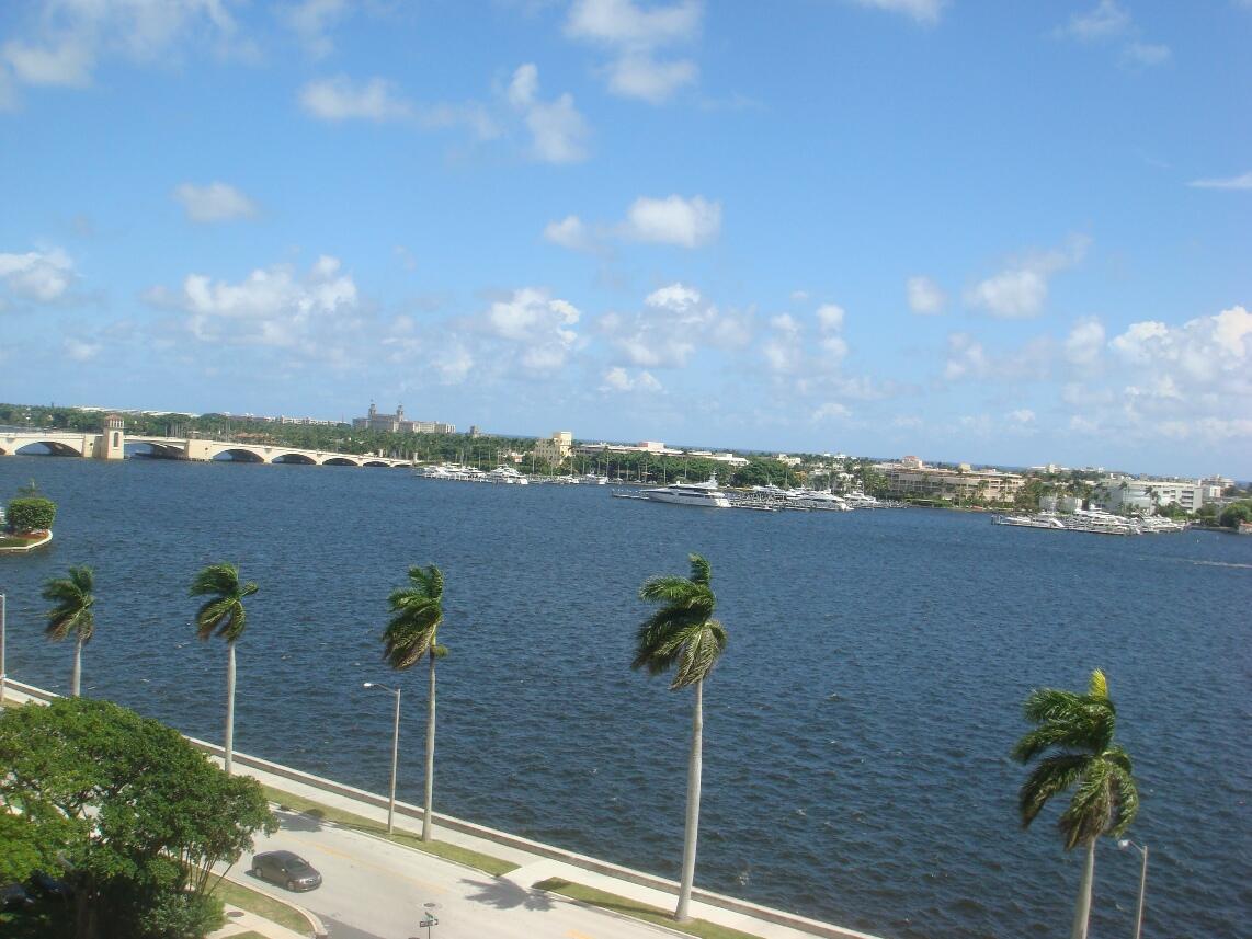 NORTON PARK PLACE CONDO - Residential