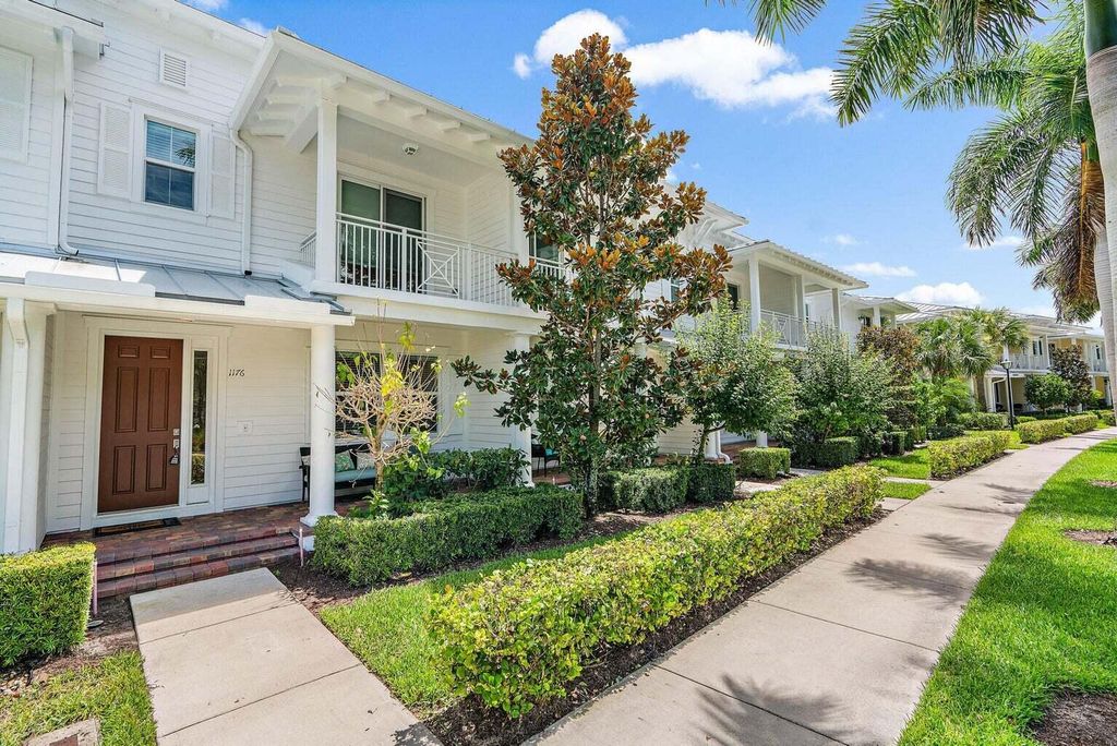 Photo of 1176 S Community Drive, Jupiter, FL 33458 (MLS # R10960592)