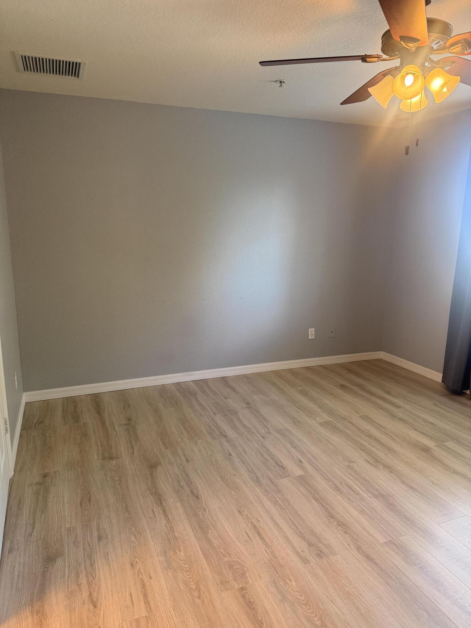 MARTINS CROSSING - Residential